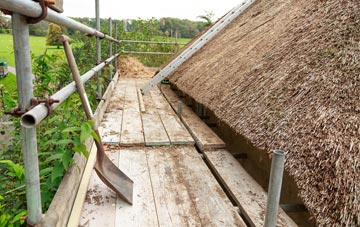 advantages of Bon Y Maen thatch roofing
